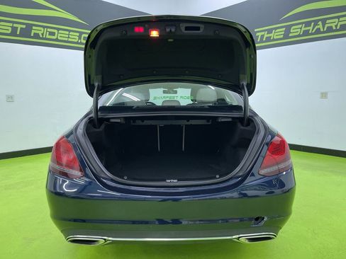 Used 2019 Mercedes-Benz C 300 4MATIC Sedan image 9