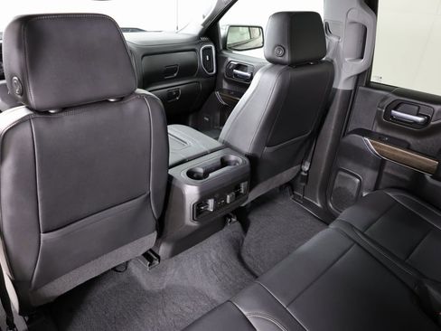 Used 2021 Chevrolet Silverado 1500 LT Trail Boss w/ Convenience Package II image 47