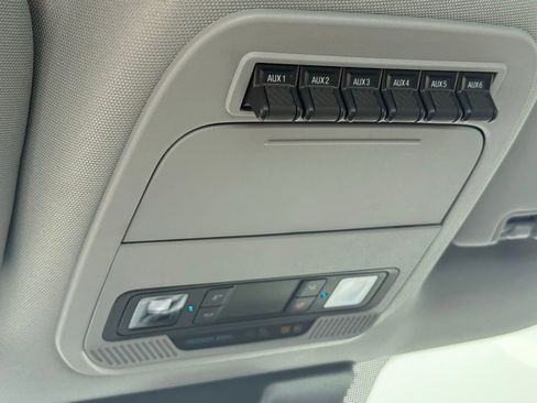 New 2025 Ford F350 XL w/ XL Driver Assist Package RWD image 29