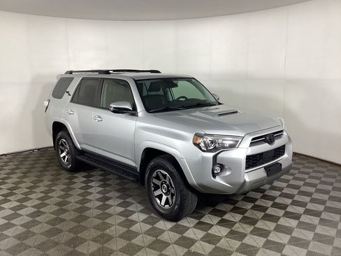 Used 2021 Toyota 4Runner TRD Off-Road Premium w/ Moonroof Package AWD/4WD image 1