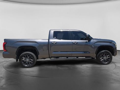 Used 2022 Toyota Tundra Platinum AWD/4WD image 10