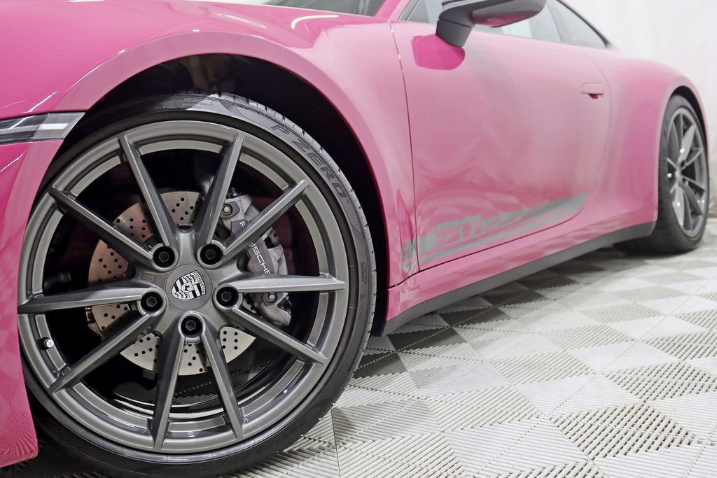 Used 2024 Porsche 911 Carrera T RWD image 5