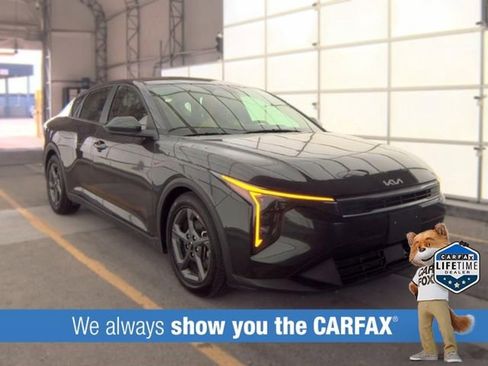 Used 2025 Kia K4 FWD image 2