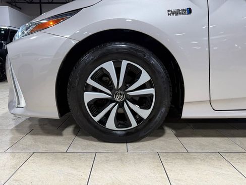 Used 2019 Toyota Prius Prime Premium image 33