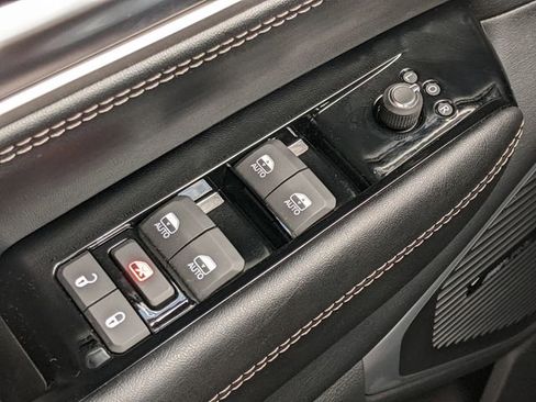 New 2026 Jeep Grand Wagoneer 4WD image 16