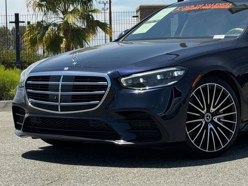 Used 2022 Mercedes-Benz S 500 4MATIC image 3