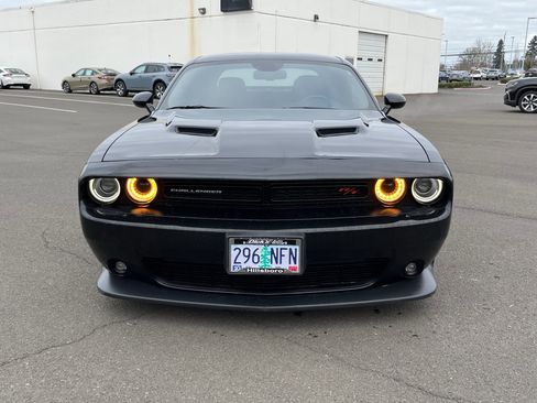 Used 2015 Dodge Challenger R/T Scat Pack w/ Scat Pack Appearance Package image 7