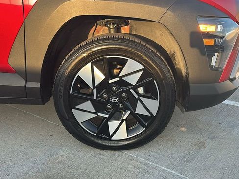 Certified 2025 Hyundai Kona SEL image 15