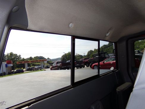 Used 2006 Ford Ranger XLT AWD/4WD image 32