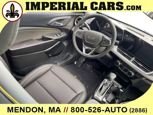 New 2026 Chevrolet Trax ACTIV w/ Sunroof Package FWD image 20