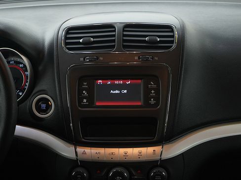 Used 2014 Dodge Journey SXT image 15