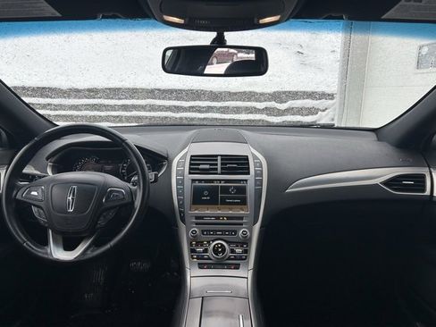 Used 2017 Lincoln MKZ Premiere image 10