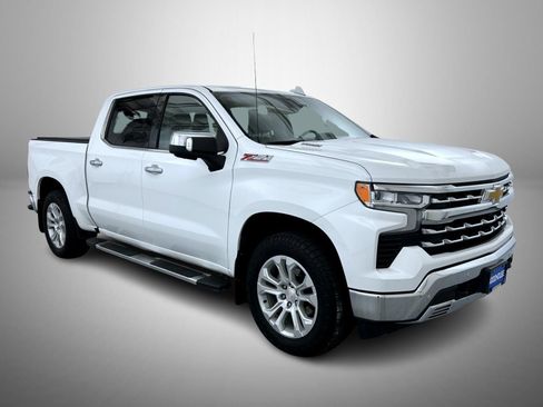 Used 2023 Chevrolet Silverado 1500 LTZ AWD/4WD image 3