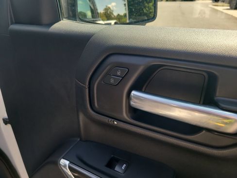 Used 2021 GMC Sierra 1500 AT4 w/ AT4 Value Package AWD/4WD image 28