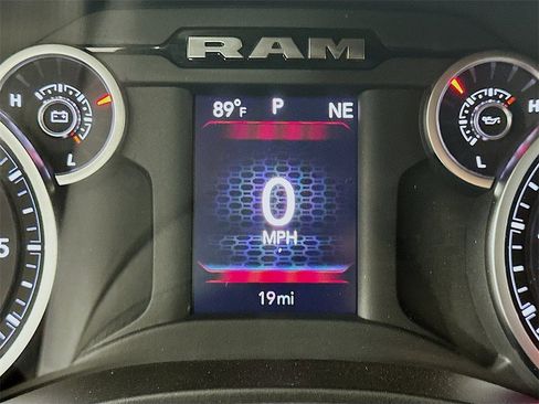 New 2025 RAM 1500 Tradesman w/ Trailer Tow Group image 11