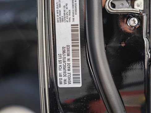 New 2026 RAM 2500 Tradesman w/ Chrome Appearance Group image 37