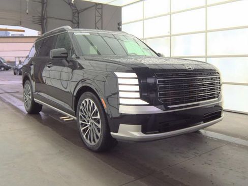 Used 2026 Hyundai Palisade Calligraphy AWD/4WD image 4
