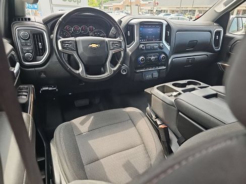 Used 2021 Chevrolet Silverado 1500 LT AWD/4WD image 19