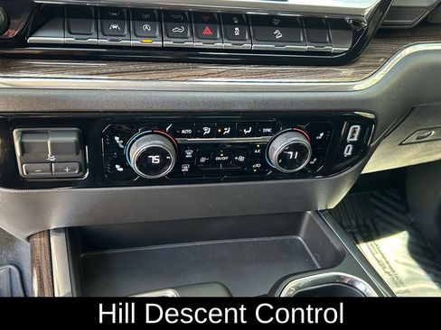 Used 2024 Chevrolet Silverado 1500 LT Trail Boss AWD/4WD image 24