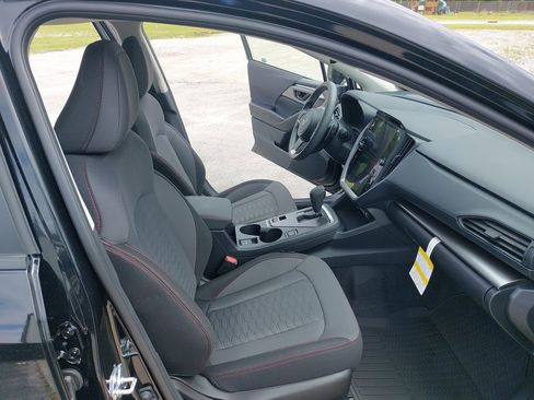 Used 2025 Subaru Impreza 2.0i Sport image 19