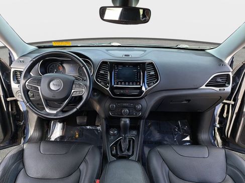 Used 2020 Jeep Cherokee Limited image 2