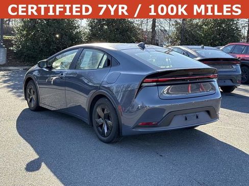 Used 2024 Toyota Prius LE image 4
