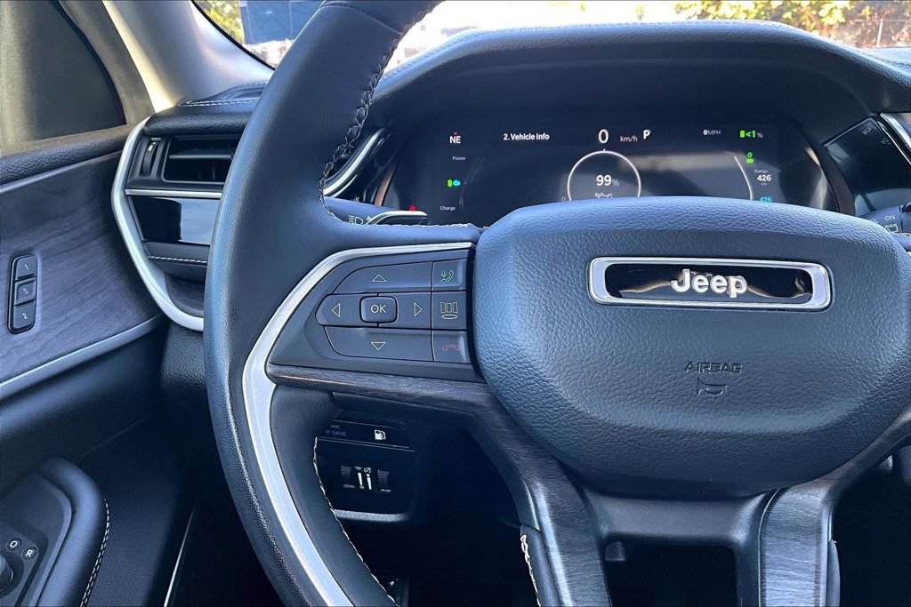 Used 2024 Jeep Grand Cherokee Limited 4xe AWD/4WD image 24