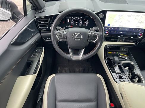 Used 2022 Lexus NX 350 AWD image 2