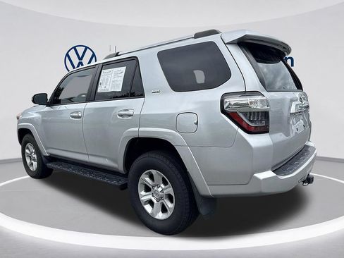 Used 2022 Toyota 4Runner SR5 Premium AWD/4WD image 3