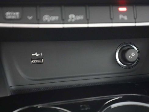 Used 2023 Audi S4 Premium Plus w/ Premium Plus Package image 33