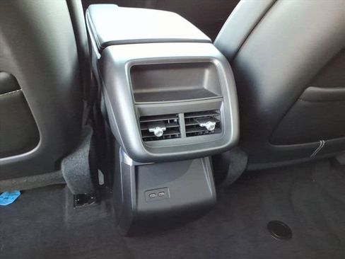 Certified 2024 Cadillac Lyriq Luxury image 15