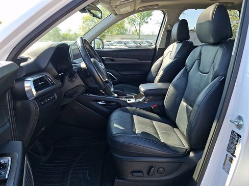 Used 2021 Kia Telluride EX w/ EX Premium Package AWD/4WD image 16