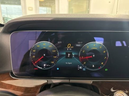 Used 2022 Mercedes-Benz E 350 Sedan image 30