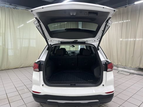 Certified 2024 Chevrolet Equinox LT w/ LPO, Floor Liner Package image 8