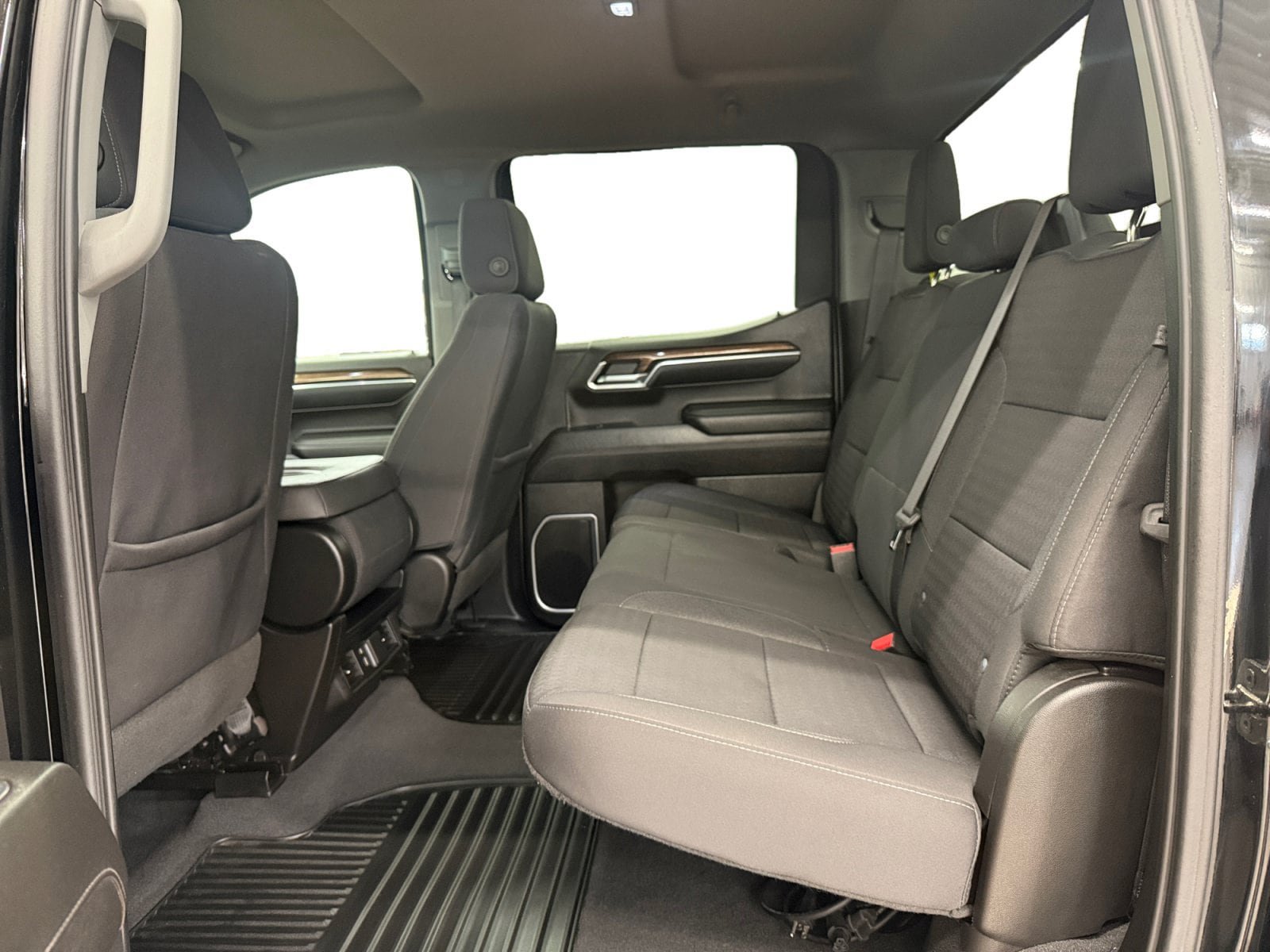 Used 2023 Chevrolet Silverado 1500 RST AWD/4WD image 10
