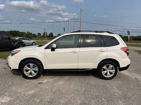 Used 2016 Subaru Forester 2.5i Premium AWD/4WD image 5
