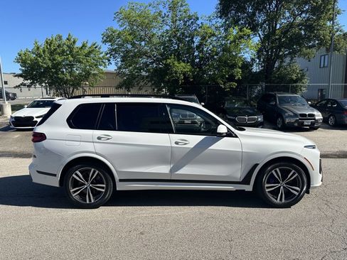 Used 2024 BMW X7 xDrive40i w/ Executive Package AWD/4WD image 4