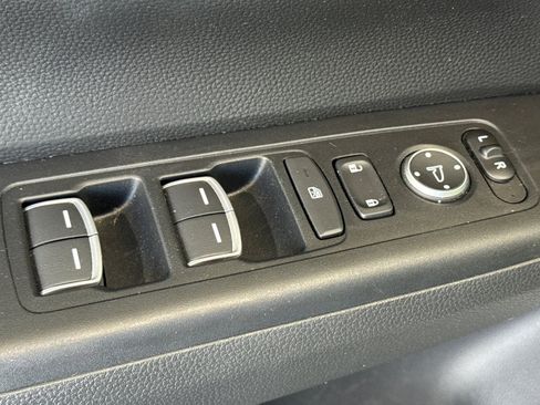 Used 2023 Honda CR-V EX-L image 13
