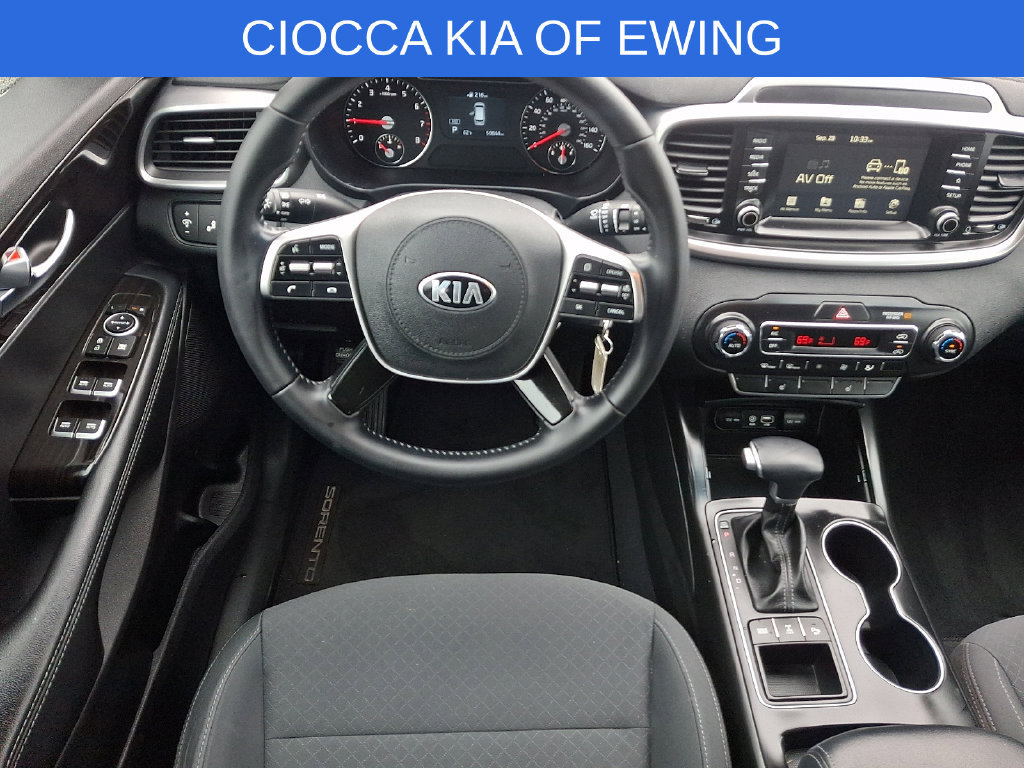 Used 2020 Kia Sorento LX w/ LX I4 Convenience Package AWD/4WD image 2