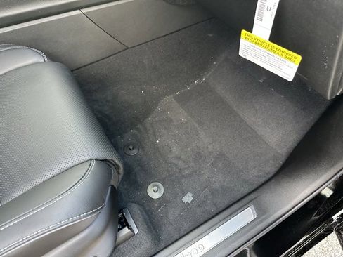 New 2025 Jeep Grand Cherokee Overland image 12