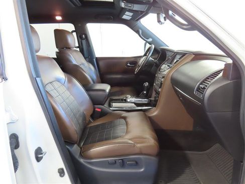 Used 2020 Nissan Armada Platinum w/ Platinum Reserve Package image 39