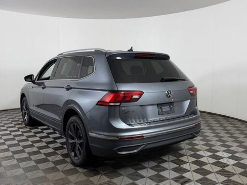 Used 2022 Volkswagen Tiguan SE AWD/4WD image 5