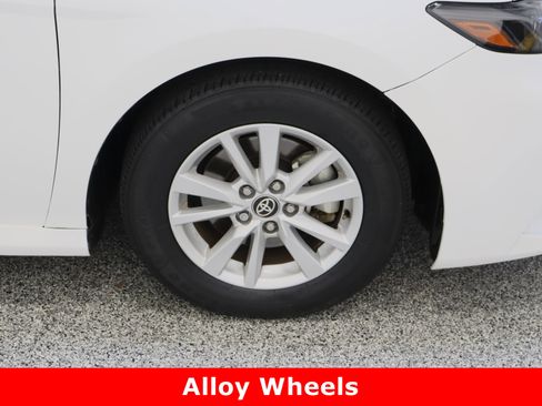 Certified 2025 Toyota Camry LE FWD image 5