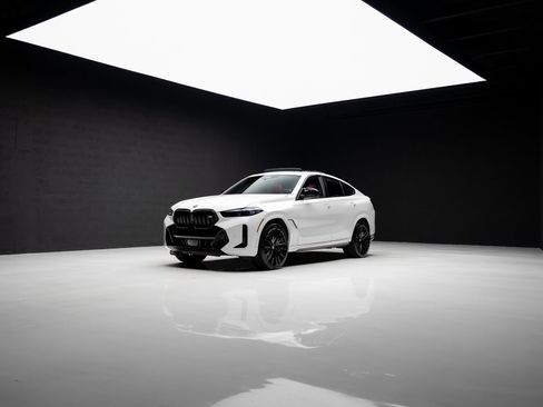 Used 2024 BMW X6 M60i w/ Dynamic Handling Package image 85