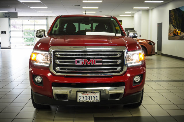 Used 2016 GMC Canyon SLT w/ Driver Alert Package AWD/4WD image 4