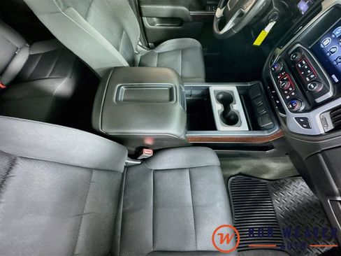 Used 2015 GMC Sierra 2500 SLE w/ SLE Preferred Package AWD/4WD image 35