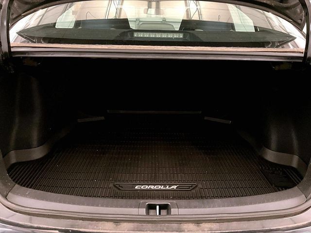 Used 2021 Toyota Corolla LE FWD image 33