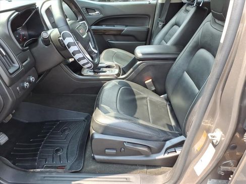 Used 2016 GMC Canyon SLT w/ Driver Alert Package AWD/4WD image 12
