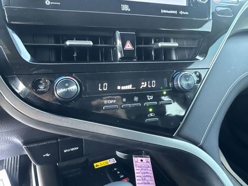 Used 2024 Toyota Camry XSE w/ Navigation Package image 19