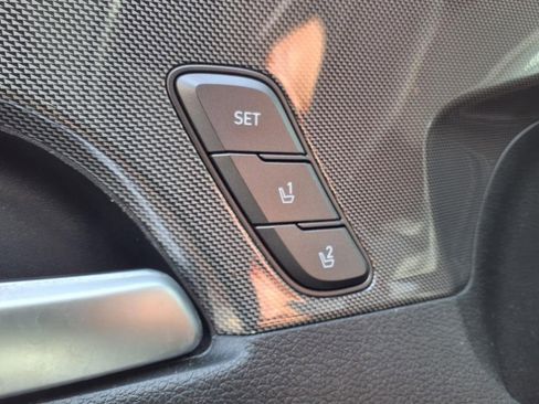 Used 2023 Hyundai Santa Fe Limited w/ Cargo Package image 10